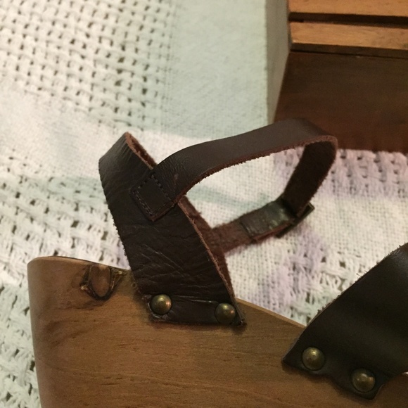 J.Crew Leather Ankle Strap Wooden Clog Wedges 6 - Picture 6 of 8